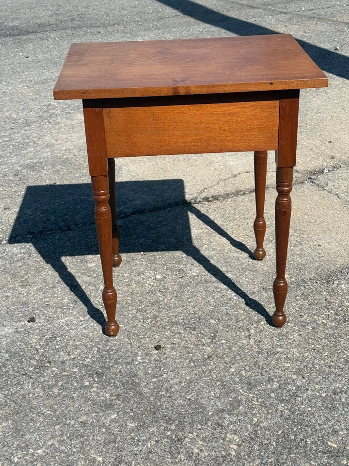 Antique Sheraton country work table night stand solid walnut 1830 - Image 2 of 4