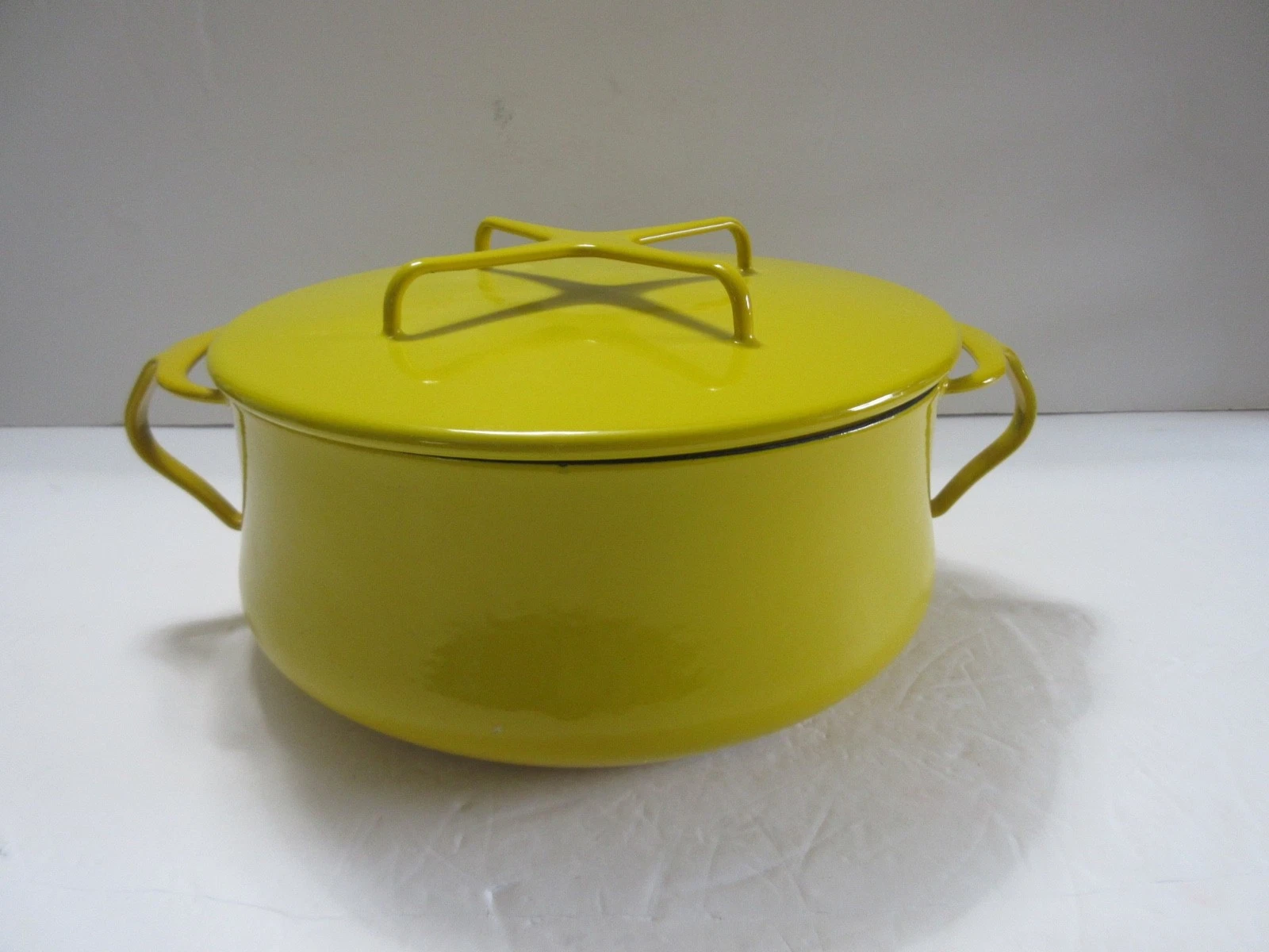 Vintage Dansk Kobenstyle 3 Qt Yellow Enamel Dutch Oven Pot 8½" Trivet Lid FRANCE