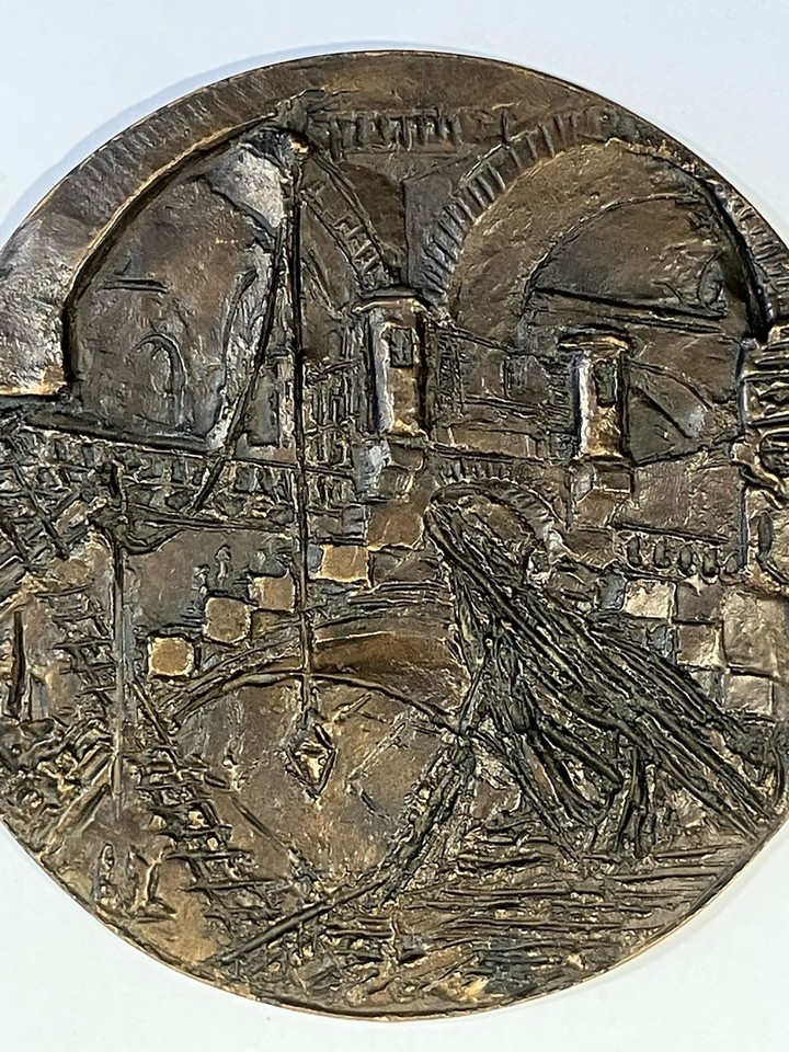 Médaille Jeunes filles faisant un bouquet - Épreuve d'Édition - par