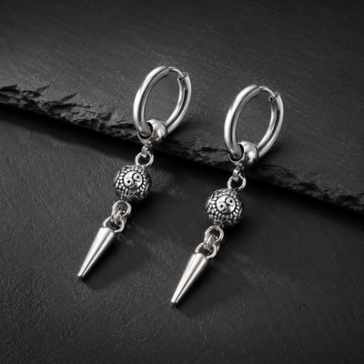 Herren Creole mit Kegel-Anhänger   Vintage Punk Ohrring Edelstahl Silberfarben