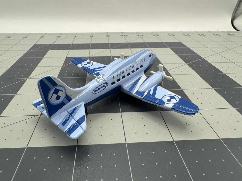 Avión fundido a presión Matchbox SB-55 Turbo Shuttle 2003 de colección Foto 3 de 4