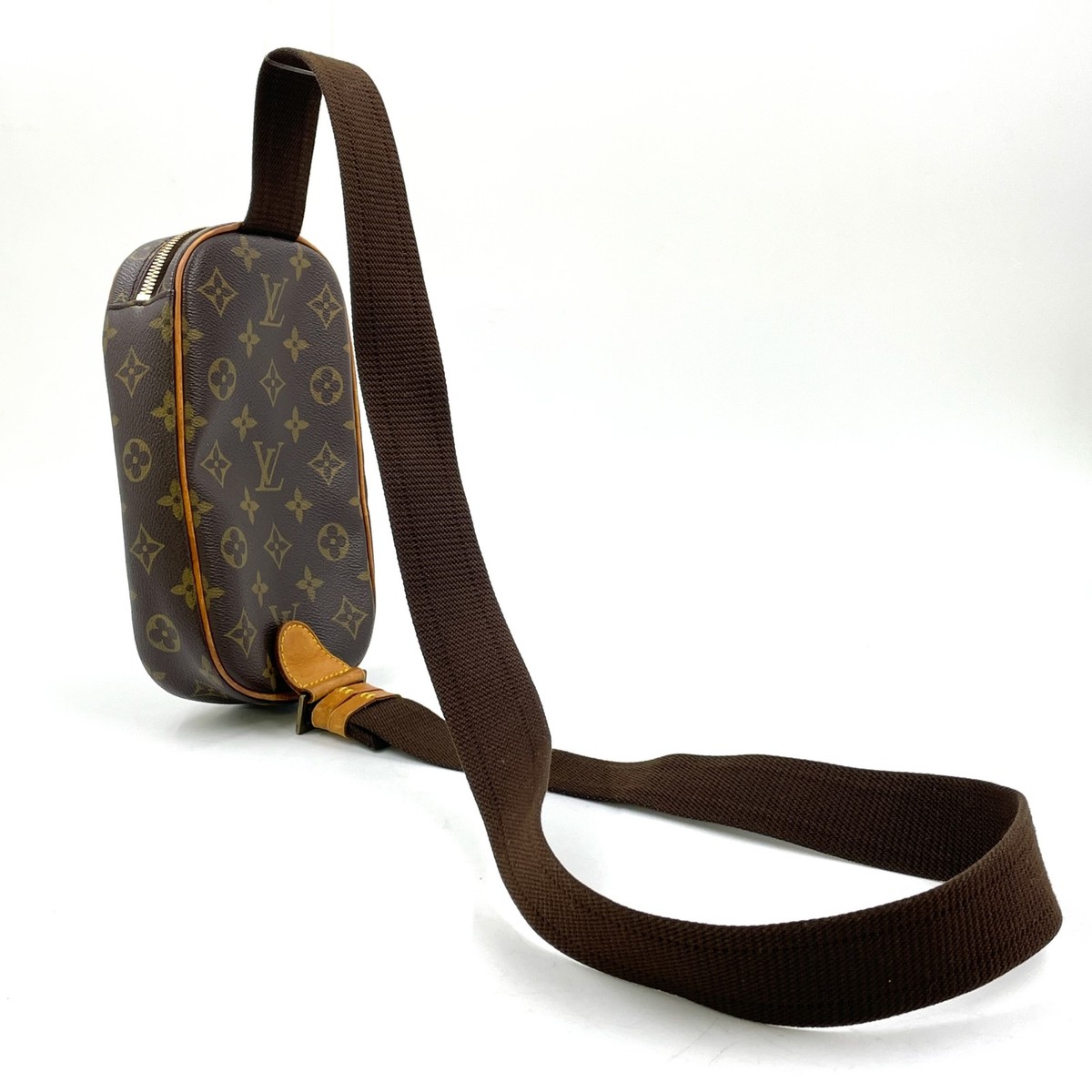 LOUIS VUITTON pochette ganju monogram body bag Brown Leather PVC LOUIS VUITTON pochette ganju monogram body bag Brown Leather PVC