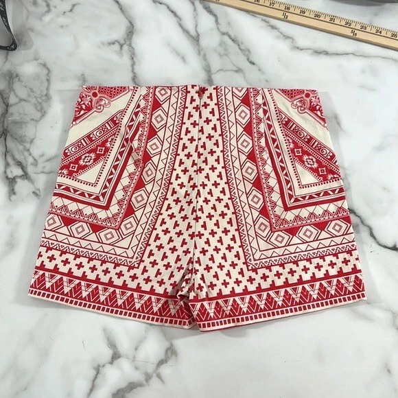 Pantalones Cortos Flying Tomato Rojo Blanco Estampado Tribal Cintura Alta Para Mujer Medianos Azteca Foto 2 de 4
