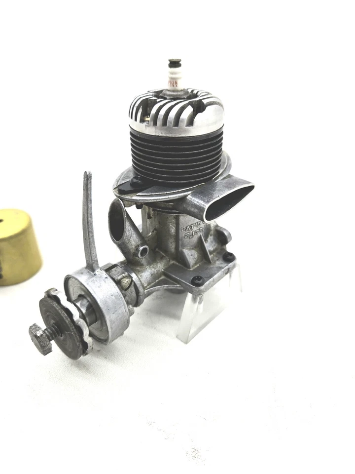 HERKIMER OK HOTHEAD 29 GLOW MODEL AIRPLANE ENGINE GOLD TANKS M2 - Image 2 of 4