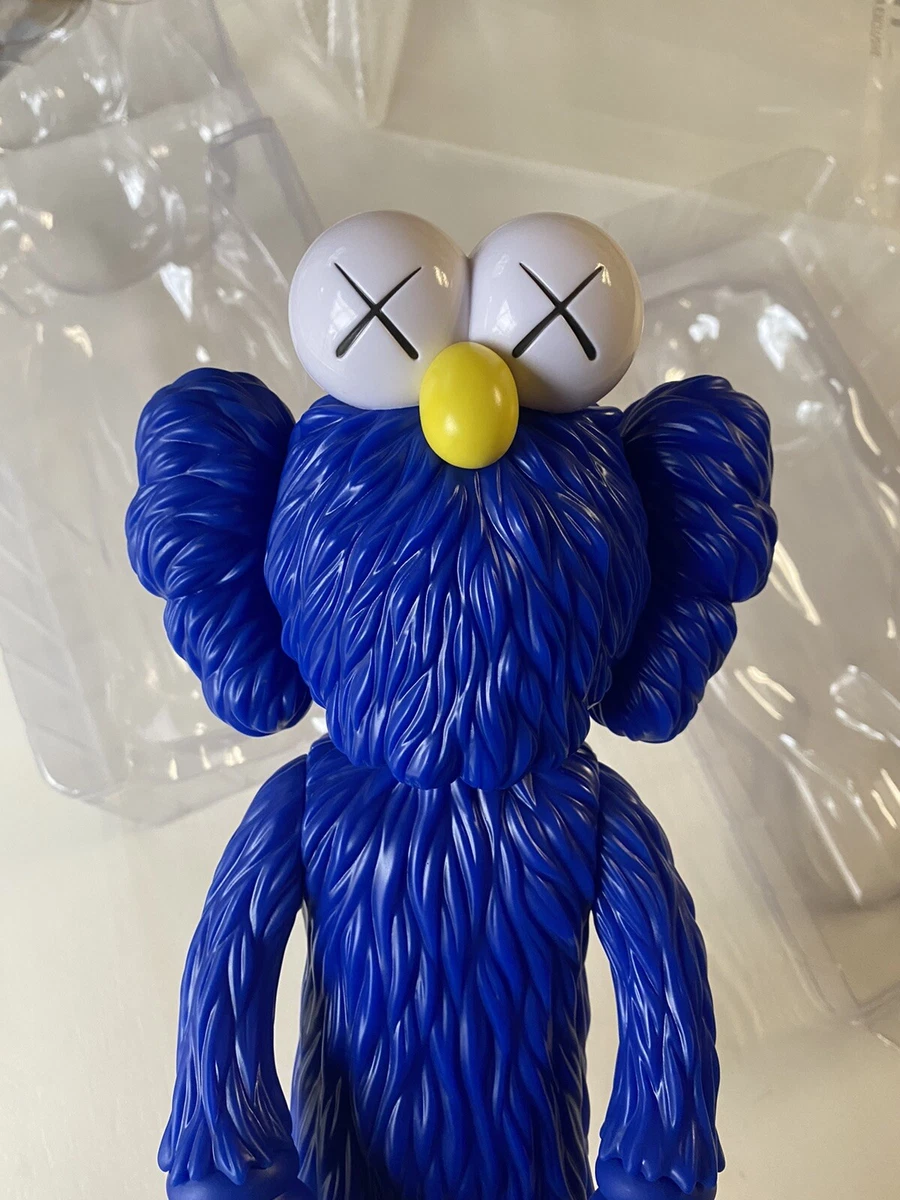 ORIGINAL KAWS BFF MoMA EXCLUSIVE BLUE figure MEDICOM TOY (Previously  Displayed)