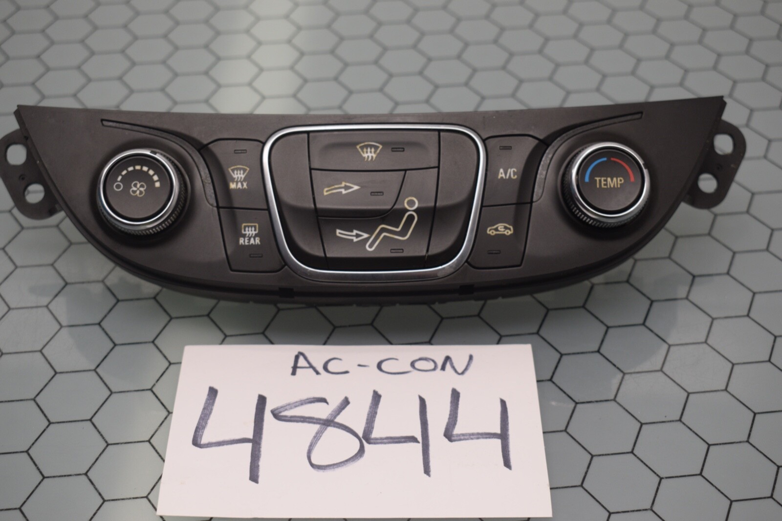 2016 2017 Chevrolet Malibu AC and Heater Control Used Stock #4844-AC