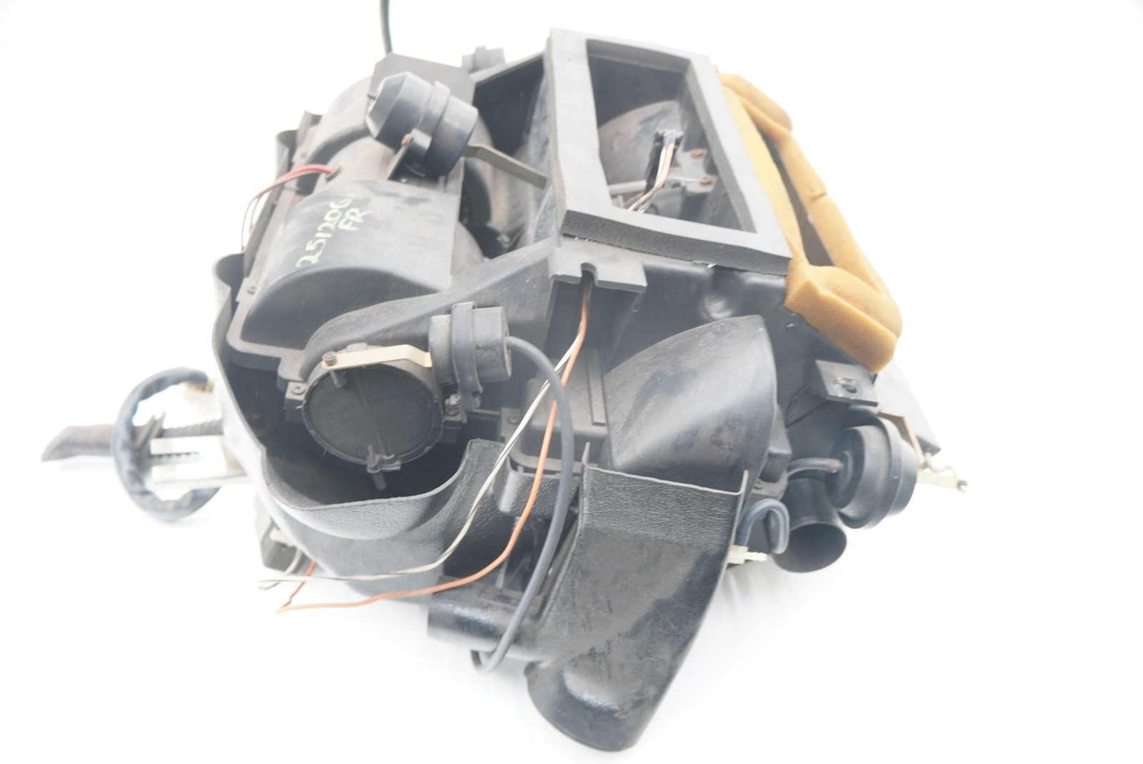 HVAC Air Conditioning Heat Core Box Housing 61039900 OEM Ferrari Mondial 1985