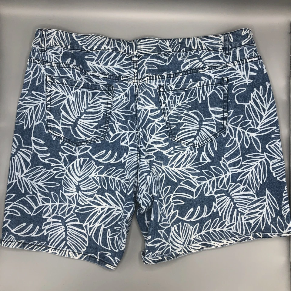 Pantalones Cortos Informales LANE BRYANT Azul Elastizados Denim Estampado de Palma Talla 22 Foto 2 de 4