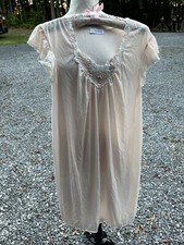 Vtg Nightgown Lorraine Small Ruffled Sleeve Lace V Neck Peach Pastel