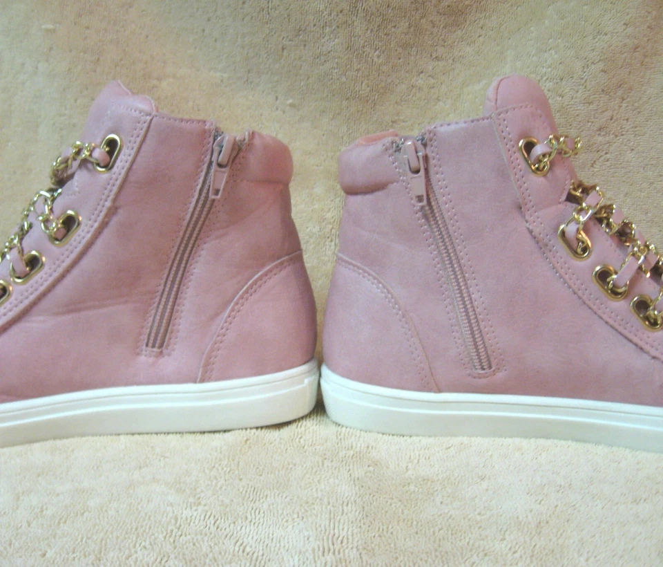 Womens Liliana Size 7 Pink Gold Chain Ankle Shoe Bootie - Image 3 of 4