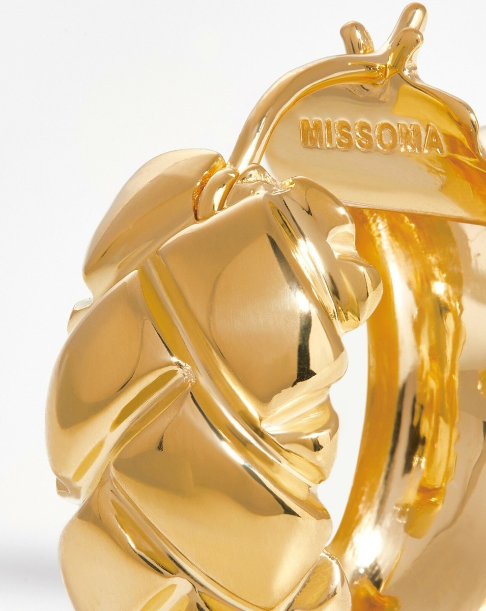 Missoma◆Lucy Williams ワッフル ミニ フープ ピアス Lucy Williams Waffle Mini Hoop Earrings | 18k Gold Vermeil