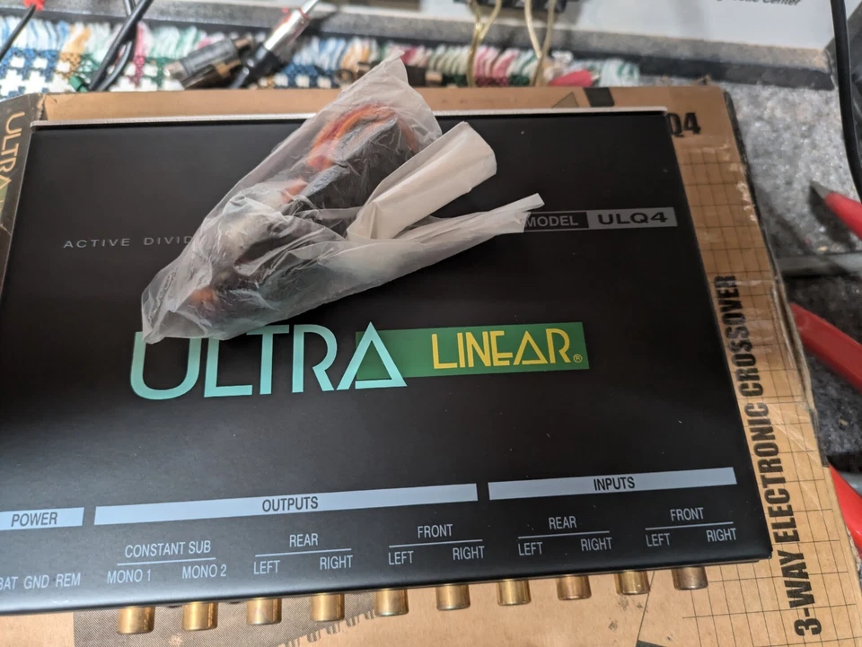 Raro De Colección Ultra Lineal ULQ4 3 Vías Electrónico Crossover Old School Coche Estéreo XO Foto 4 de 4