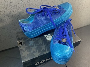 converse 5.5 azul