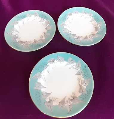 Drei Wedgwood Bone China Buxton Teller: Türkis, Grau & Weiß