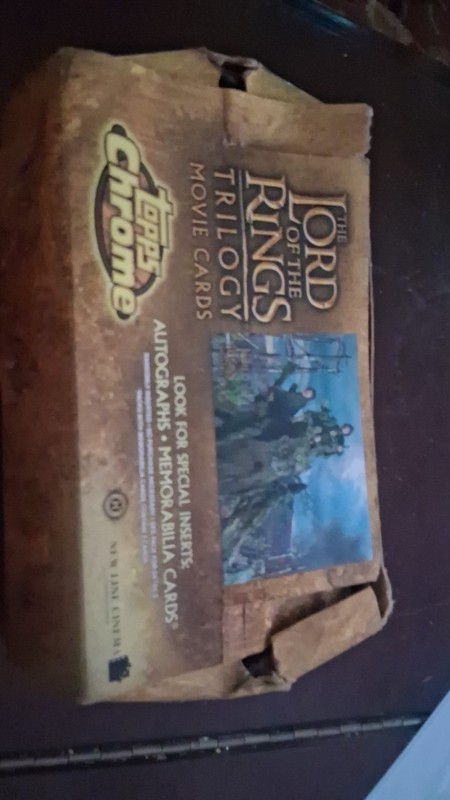 Box Lord Of Ring.cards   Box Has Sum Damage Aprox 104 Cards