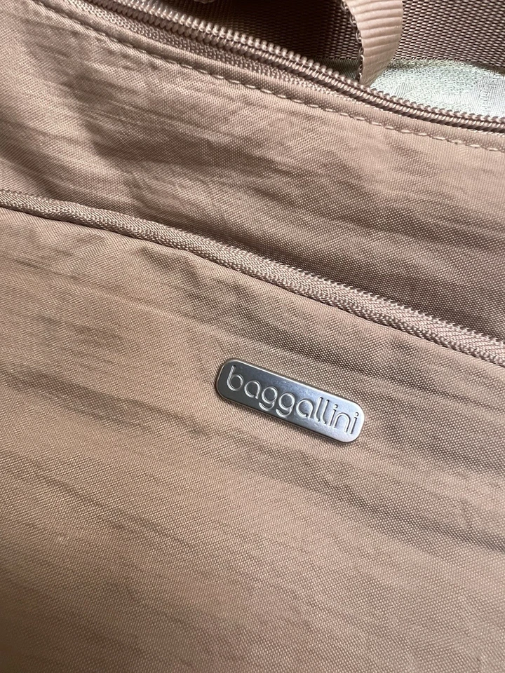 Bolso Bandolera BAGGALLINI Tostado - Azul Interior - Correa Desmontable - ¡Súper Limpio! Foto 2 de 4