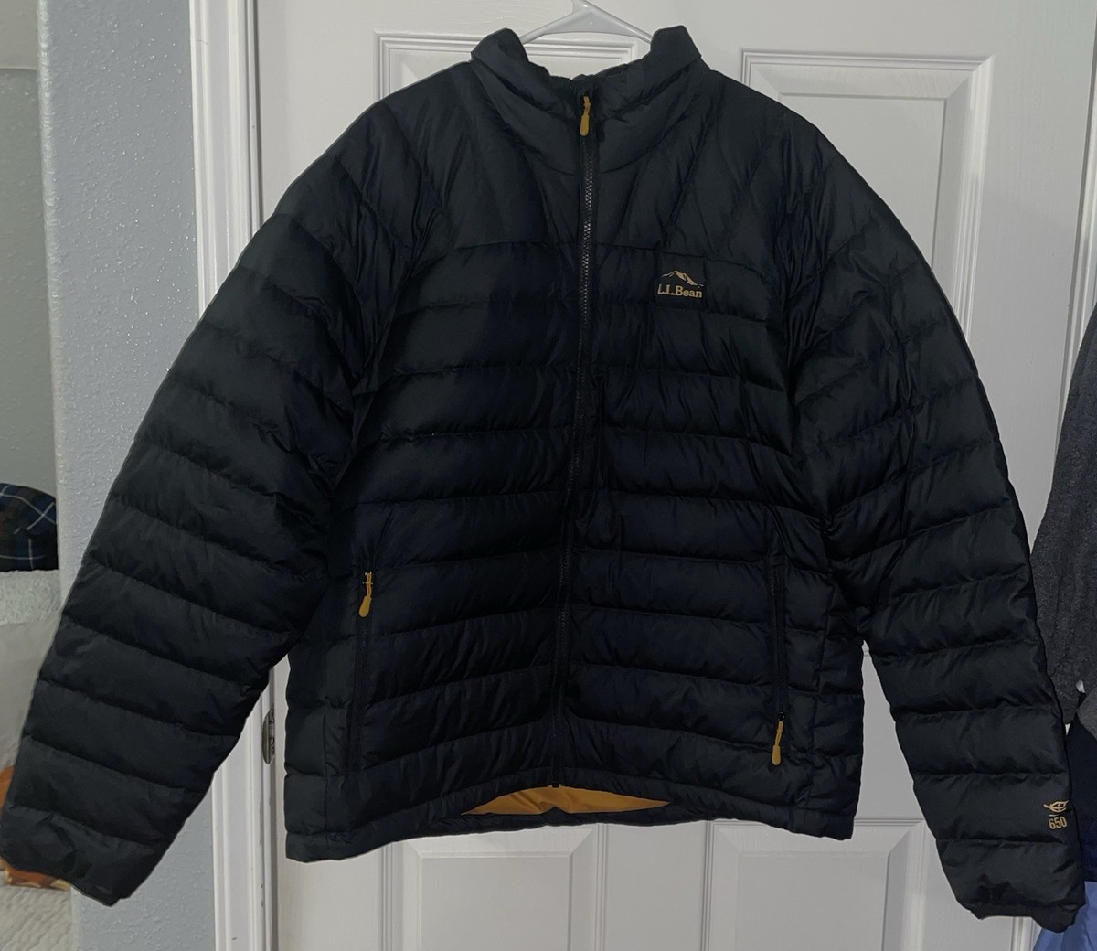 LL Bean Down Jacket Mens XL Black 650 DownTek Puffer Hiking 
