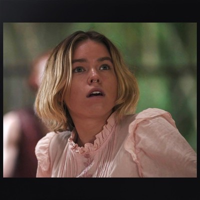 Milly Alcock 013 | 8 x 10 Photograph | Celebrity Actress, Beautiful Woman