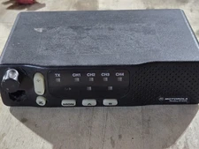 Motorola Radius M1225 mobile two-way radio, model M34DGC90E2AA