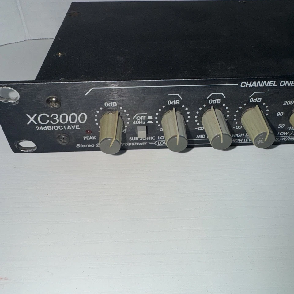 Carvin XC3000 2/3 Way Electronic Stereo Crossover ** Great Condition **tested - Image 2 of 4