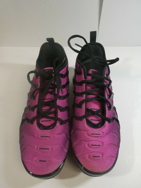 nike vapormax plus active fuchsia