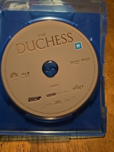 The Duchess (Uncut) (Blu-ray, 2008) Free Shipping - B2 - Picture 3 of 3