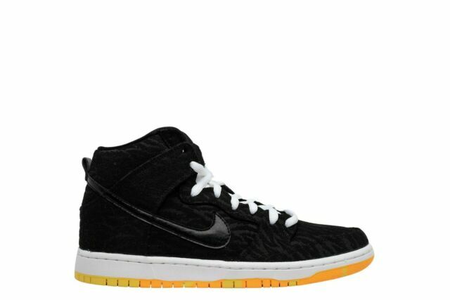 Size 11 - Nike SB Dunk High Pro Skunk 