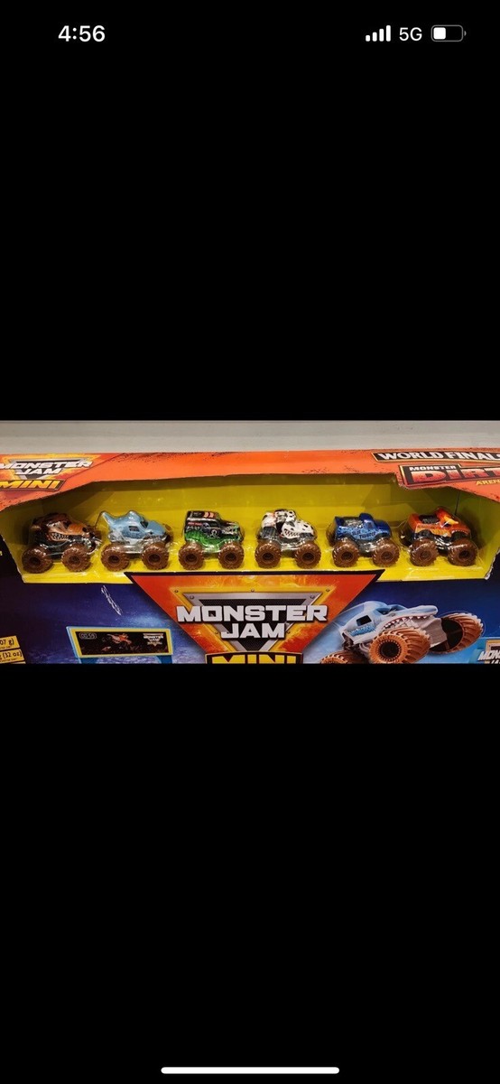 Monster Jam Mini World Finals Monster Dirt Arena with 2lbs