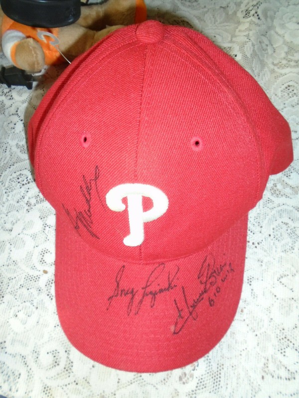 Phillies Carlton Utley Vet Bobble Heads Mug Maddox Luzinski Signed Caps Glove NR