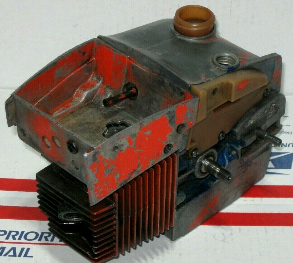 Remington Mighty Mite Bantam Fuel Oil Tank Crank Case Shaft Engine