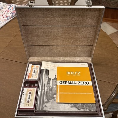 Vintage Berlitz German Language Learn Program Briefcase cassettes Booklets