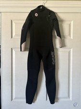 SISSTREVOLUTION Chest Zip Youth Wetsuit Size 6