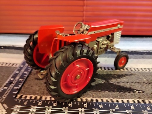 Ertl Massey Ferguson 175 Diesel 1/16 Diecast Farm Tractor Replica Collectible - Picture 4 of 9