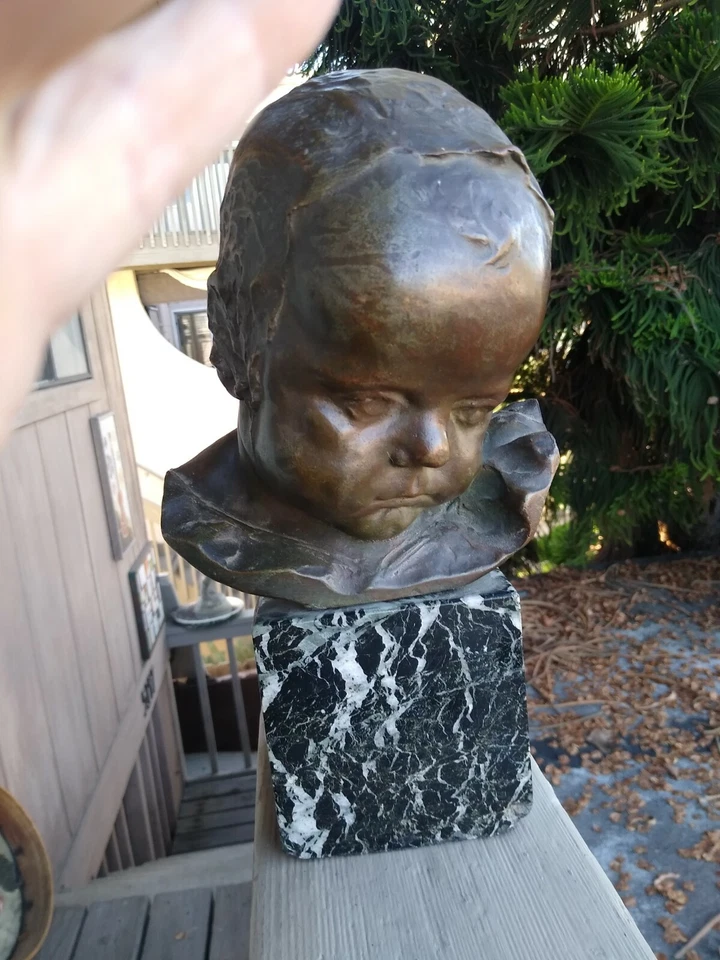 意大利 BRONZE SCULPTURE of a Child's Head 作者 Nando ( Fernando) Corti 1906 - 1960 — 第 4/4 张图片