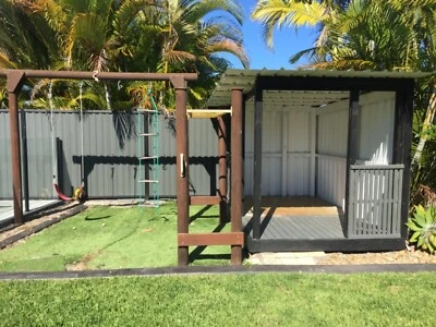Kids Swing Setcubby House In Good Condition Toys