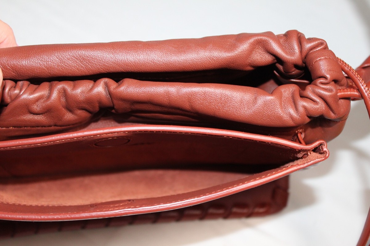 NWT Chloé Chloe Mate Leather Drawstring Shoulder Bag Brown