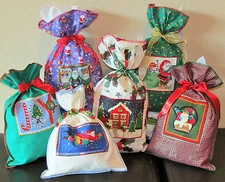 Christmas Fabric Gift Wrap Reusable Present Wrapping Bags  5 Large Bags