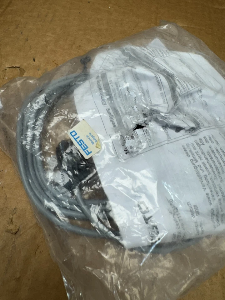 NEW FESTO PROXIMITY SENSOR 151671 - Image 4 of 4