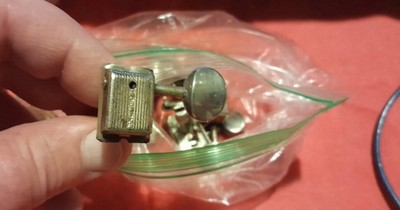Kluson Single Line PreCBS Fender Stratocaster/Tele...1956/1963komplette Buchse+Scr.