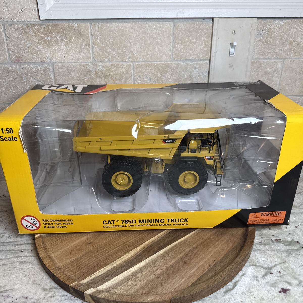 Norscot 785D CATERPILLAR Mining Truck, Scale 1:50 - Yellow