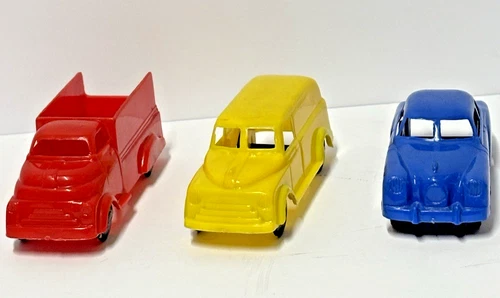 Marx Service Gas Station Playsets & Train Loads 3 Hard Plastic Cars Signed Org,