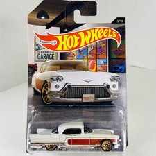 Hot Wheels '57 Cadillac Eldorado Brougham No. DLV34 1:64 Scale