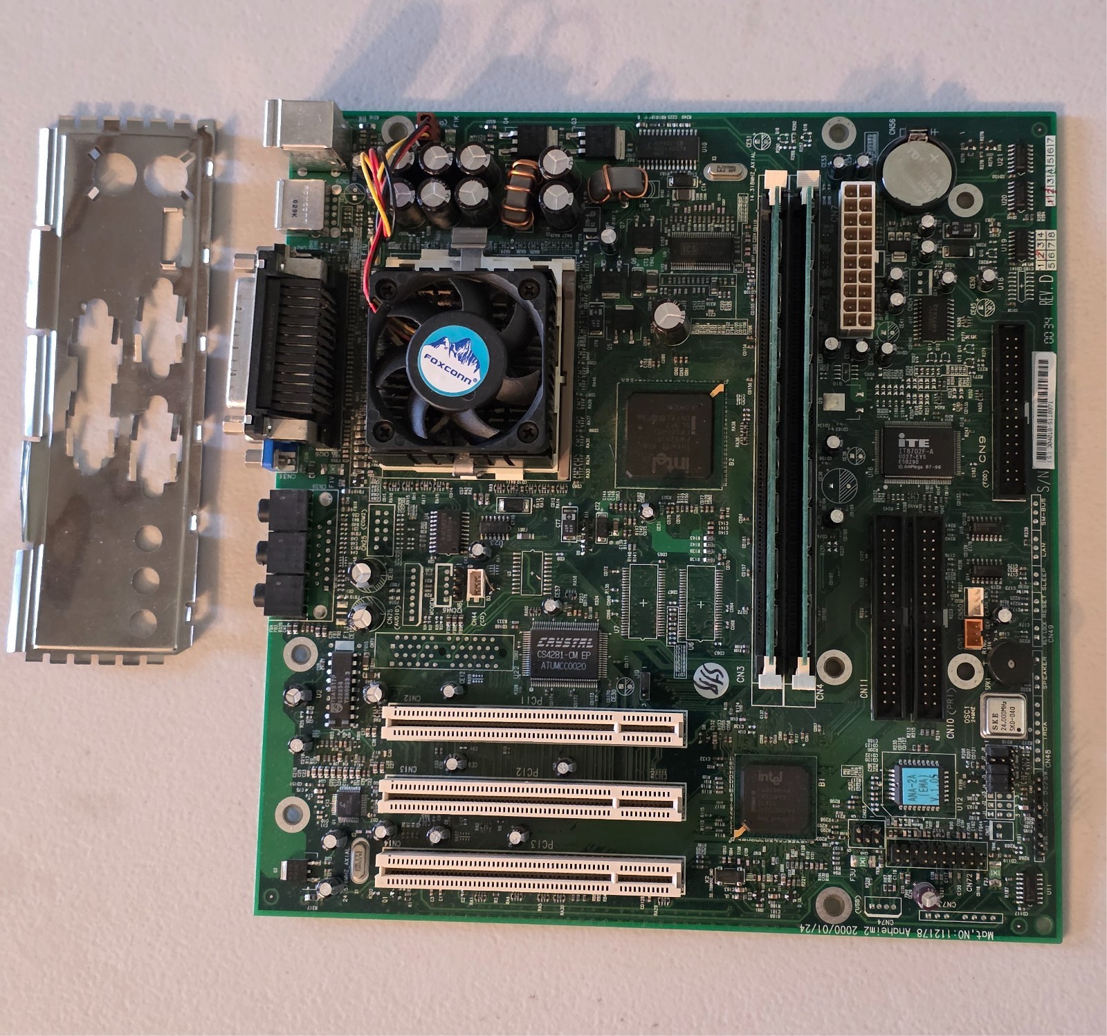 TRIGEM 112178, 304018-S118971 MOTHERBOARD COMBO CELERON 600MHZ CPU + 256MB SDRAM