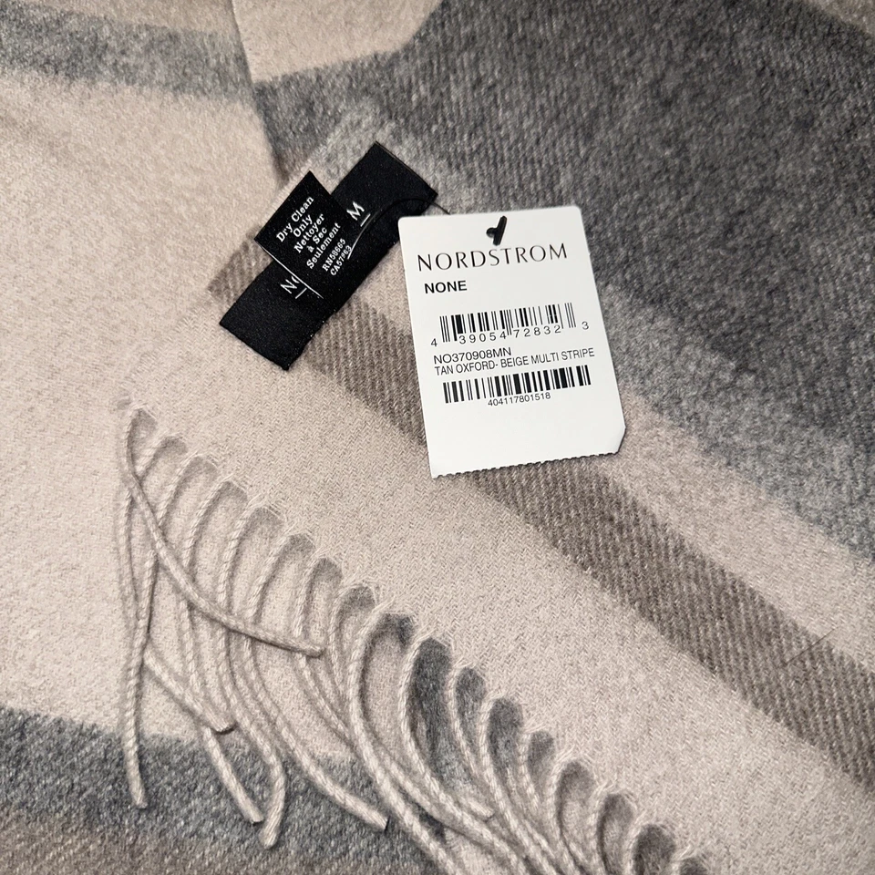 "Bufanda de lana de cordero gris tostado beige a rayas con flecos 12""x78 Nordstrom nueva con etiquetas" Foto 3 de 4