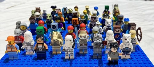 New ListingLEGO Mixed Lot Of 53 Mini figures Star Wars/Minecraft/Misc. with Accessories