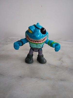 Grossery Gang The Time Wars Action Figure  Pirate Sharrrrk Shark 3'' 