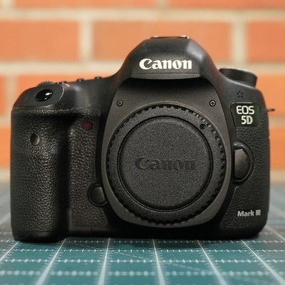 Canon EOS 5D Mark III 22.3 MP Digital SLR Camera (black) Body | 41k Shutter