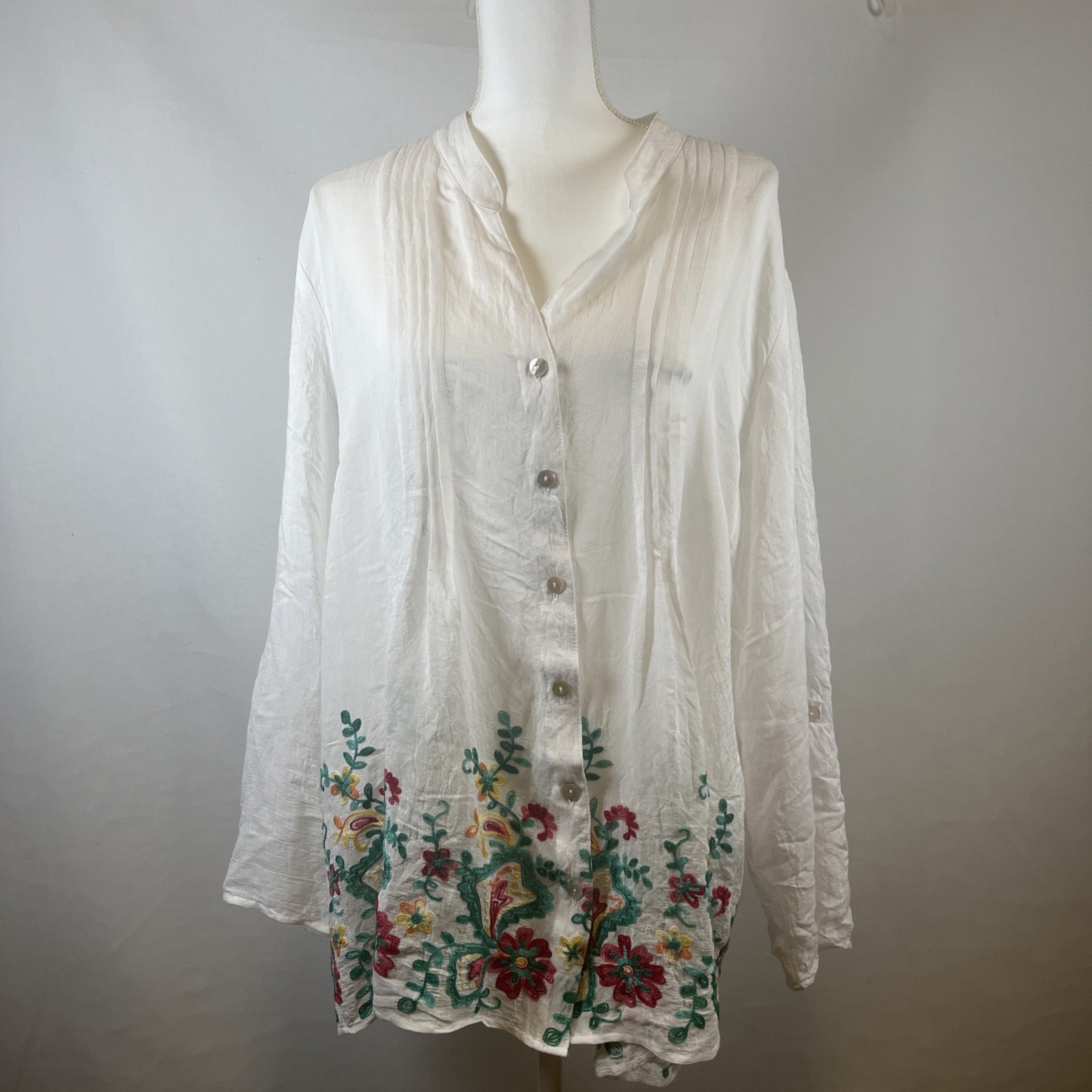 Ruby Rd. Tunic Blouse White Embroidered Floral La… - image 1