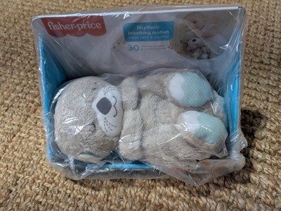 FISHER-PRICE BABY Toy Soothe 'n Snuggle Otter Portable Plush Sound Machine with
