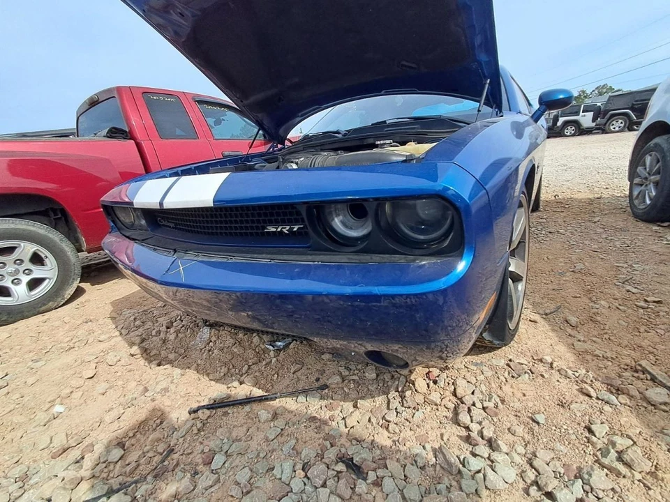 (LOCAL PICKUP ONLY) Driver Front Door Electric Windows Fits 11-14 CHALLENGER 259 - Image 2 of 4